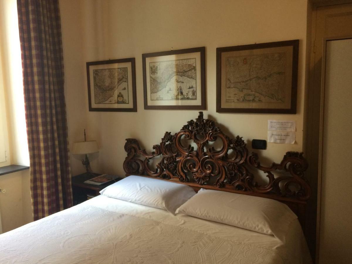 Bed&Breakfast Edel Генуя Екстер'єр фото